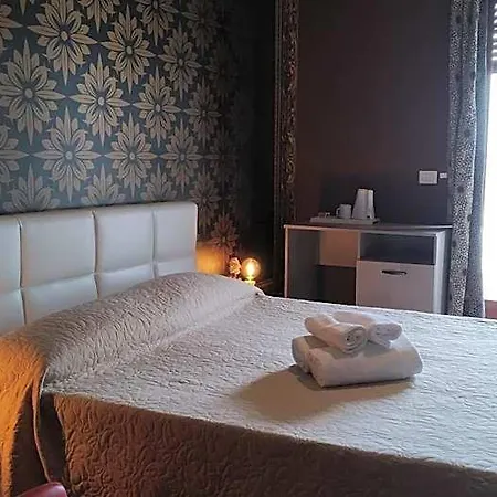 Cconforthotels Dolci Emozioni ゲストハウス 3*
