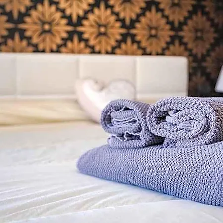 Cconforthotels Dolci Emozioni ゲストハウス バーリ