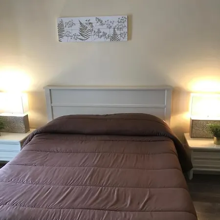 Πανσιόν Cconforthotels R&b Dolci Emozioni 3*